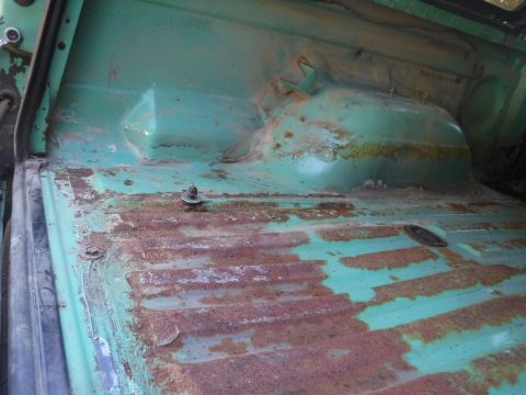 1992 Ford Bronco - Bed rust cleaned up a bit for a better look at the status.
