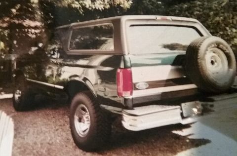 1993 Ford Bronco - 1993 Ford Bronco XLT in 1999 #3 (L-back in 1999)