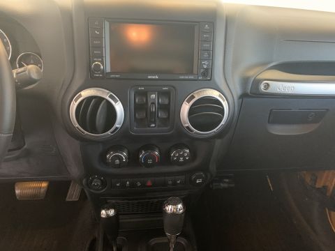 2000 Isuzu Vehicross photo