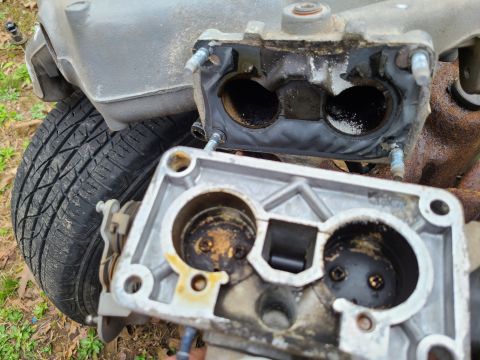 1995 Ford F-150 - This seems to be common to the high-mileage 4.9Ls I've owned & worked on. [url=https://www.supermotors.net/registry/media/894689] https://w…