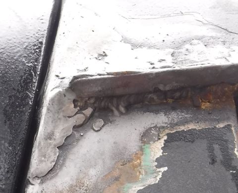1992 Ford Bronco - Passenger side has a better smoothing of the weld and more appropriate looking hardtop clearance.