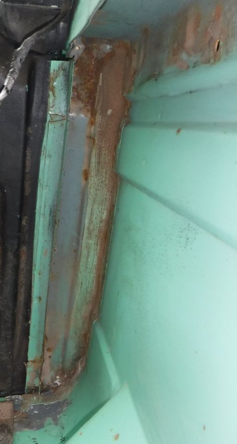 1992 Ford Bronco - Vertical seams alongside the tailgate will get the same treatment as the b-pillar verticals. Not surprisingly, there's a bit of rust under…