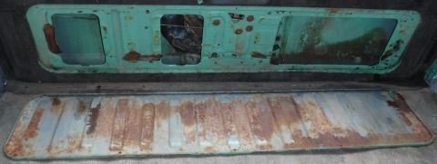 1992 Ford Bronco - I was thinking of making a skirt along the base of the tailgate access panel, to redirect water back into the opening instead of pooling on…