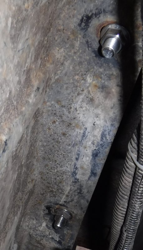 1992 Ford Bronco - I managed to remove all of the infamously difficult fuel tank skid plate bolts and replaced them with the appropriate (same metric diameter…
