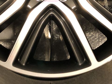 2019 Ford Everest - A close-up view of a vehicle's alloy wheel and tire.