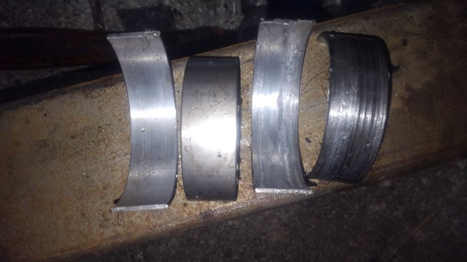 spun a bearing. good bearing on left, bad on the right