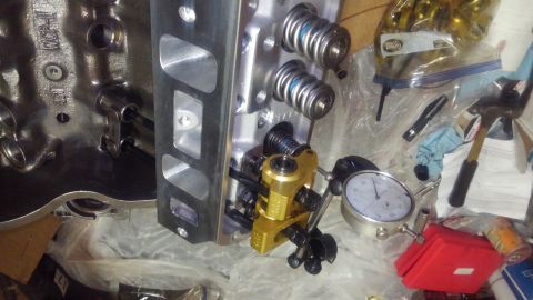 1996 Ford Bronco - using 'checker springs' to measure PTV clearances and measure pushrods length