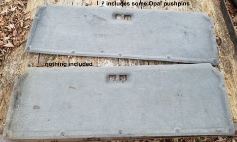 1983 Ford Bronco - Opal ('94-96 light gray) Bronco Tailgate Carpets IF THE IMAGE IS TOO SMALL, click it.