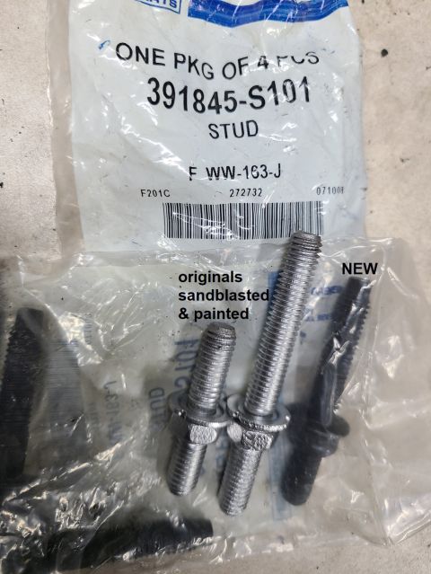 1983 Ford Bronco - 5.0L/5.8L Exhaust Manifold Bolts IF THE IMAGE IS TOO SMALL, click it. New bolts are slightly shorter than original long bolts, but can also…