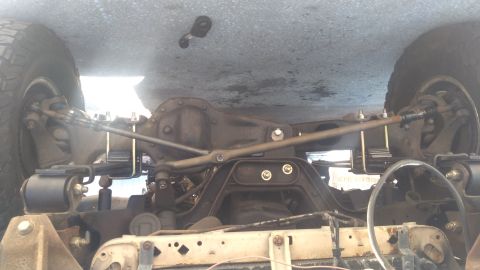 1990 Ford F-250 - this truck with its new 2.5 inch lift kit did make the steering geometry pretty bad. even factory the steering geometry was not very good.…