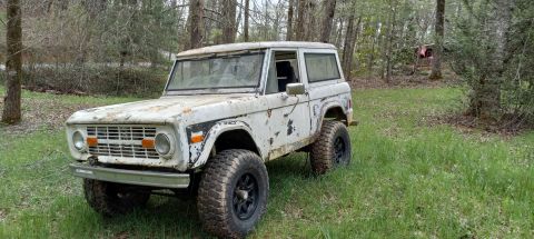 1977 Ford Bronco photo