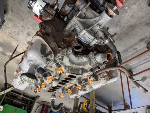1996 Ford Bronco - Pulled the Upper intake...