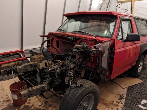 1996 Ford Bronco - Front End Removed