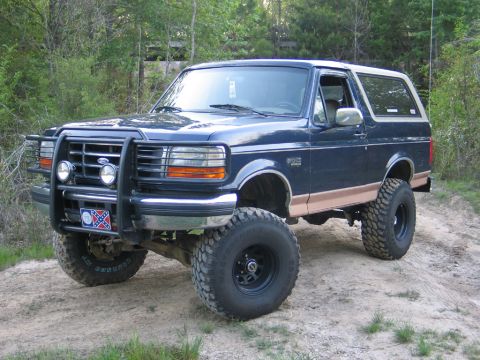 1995 Ford Bronco - 1995 Ford Bronco with aftermarket brush guard and lifted suspension.