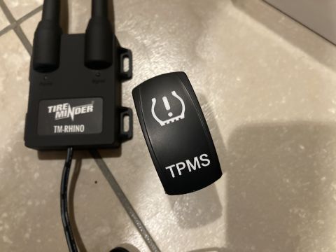 2015 Ford F-550 - SPST switch for booster