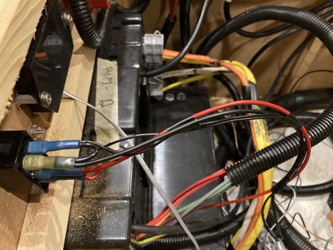 2015 Ford F-550 - Wiring harness with various connectors and protective tubing visible.