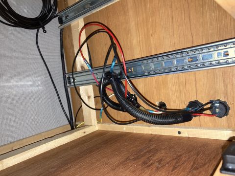 2015 Ford F-550 - Wiring and drawer slides are visible in this close-up view.
