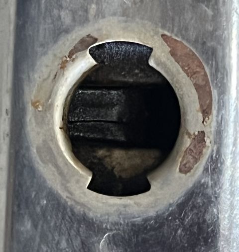 1975 Ford Ranchero - valve cover oil fill hole