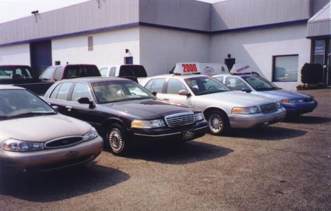 2000 Ford Crown Victoria - At the dealer.