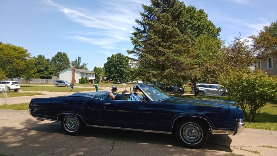 Heading out to the Cruise In with Jim in the back seat, me driving and Pat