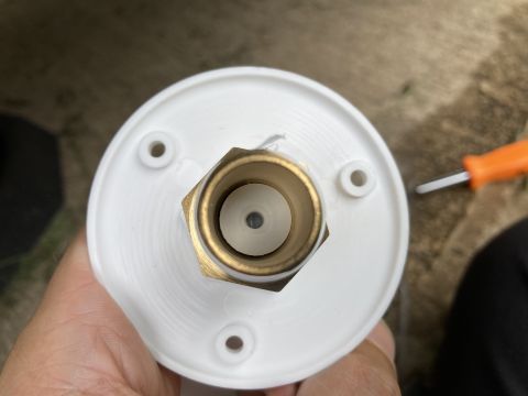 2015 Ford F-550 - This is a fuel cap assembly, not a 2015 Ford F-550. The website Supermotors.net is visible at the bottom.