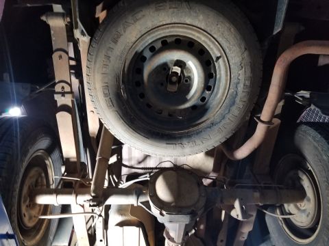 2003 Ford Ranger - The undercarriage shows no signs of off-roading or modification.