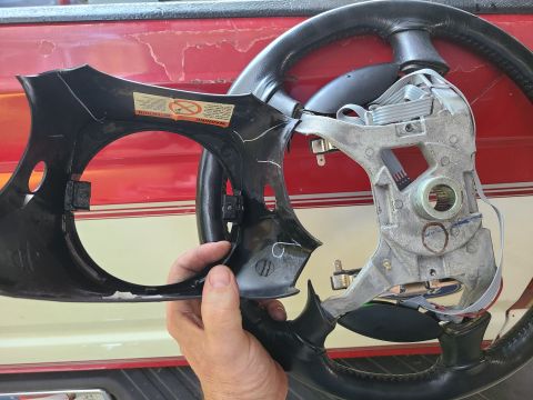 2003 Ford Ranger - Most of the cruise buttons were broken away, so they got replaced with new.