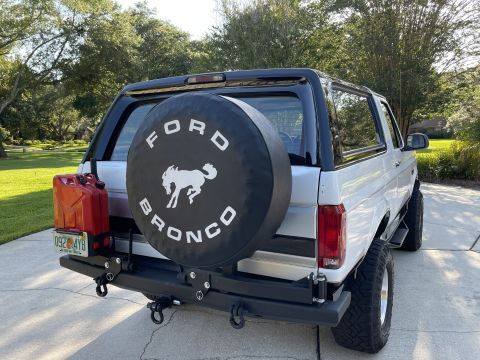 1996 Ford Bronco photo