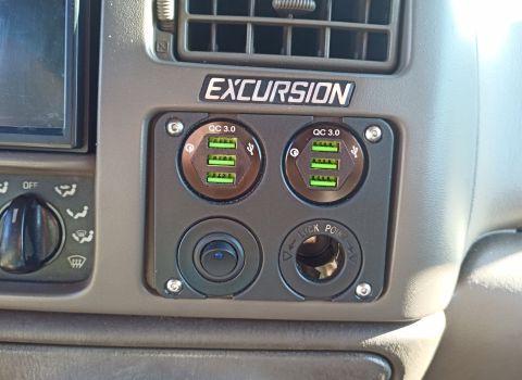 2001 Ford Excursion “Blue Box”