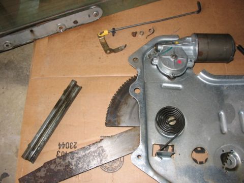 1995 Ford Bronco - the armature is springloaded, so caution is needed when messing with it.