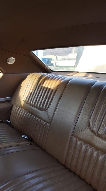 1972 Buick LeSabre - Interior view of a 1972 Buick LeSabre, highlighting the distinctive ribbed pattern on the brown bench seat.