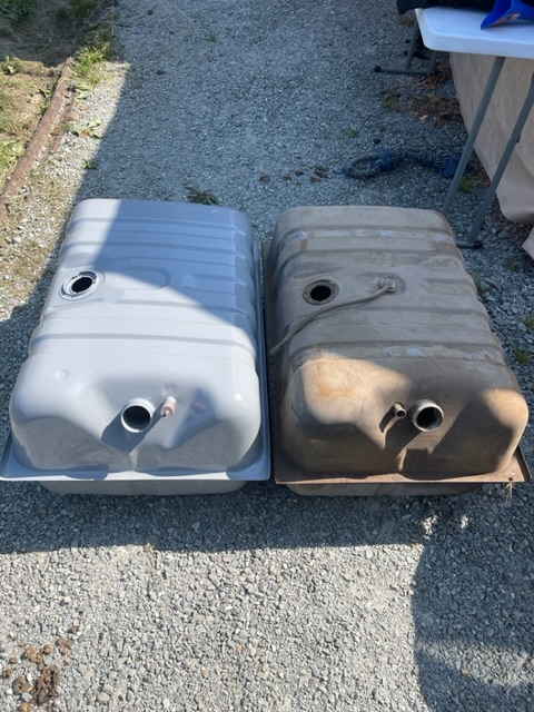 1978 Ford Bronco - New tank from LMC VS. Original tank