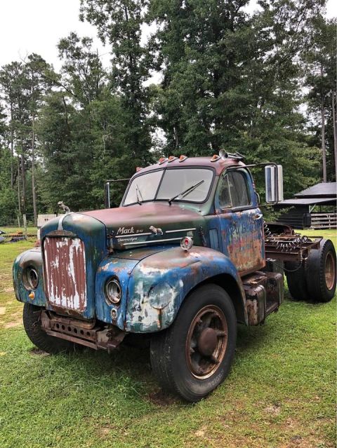 1960 Mack B