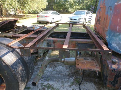 1960 Mack B