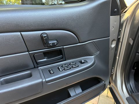 2001 Ford Crown Victoria