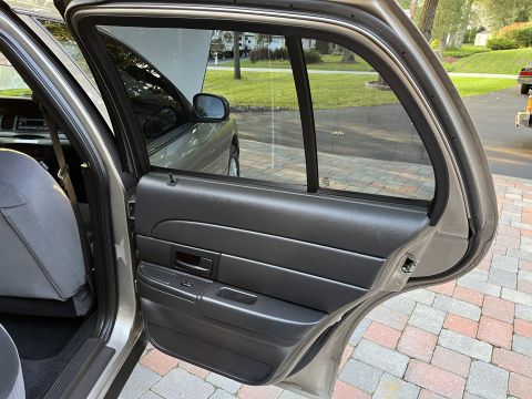 2001 Ford Crown Victoria