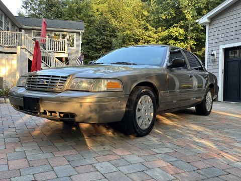 2001 Ford Crown Victoria