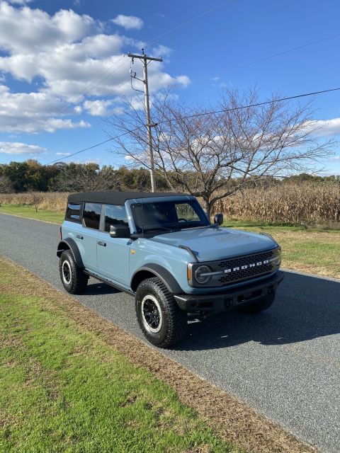 2021 Ford Bronco photo