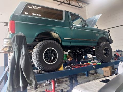 1996 Ford Bronco “B3”