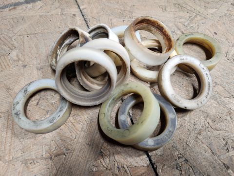 1983 Ford Bronco - Radius Arm Bushing Spacers IF THE IMAGE IS TOO SMALL, click it.