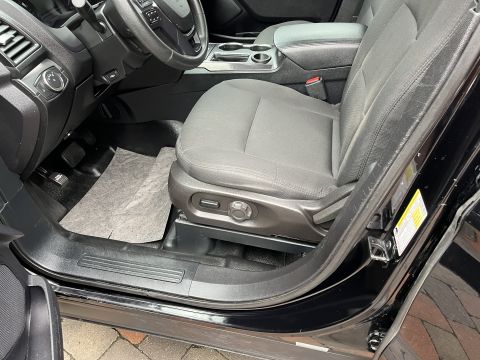 2001 Ford Crown Victoria