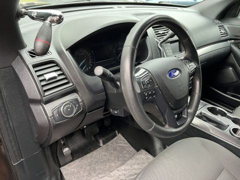 2001 Ford Crown Victoria