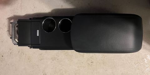 2016 Ford Explorer - 2016 XLT hybrid police console with blank rear plate.
