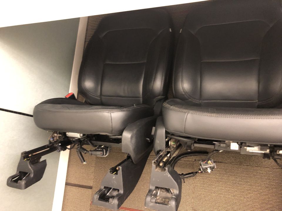 track later installed on the LH seat.
