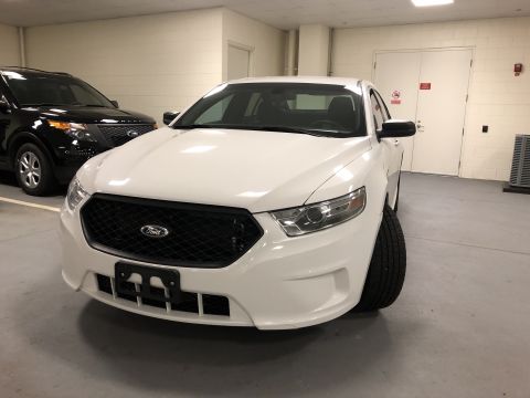 2013 Ford Taurus photo