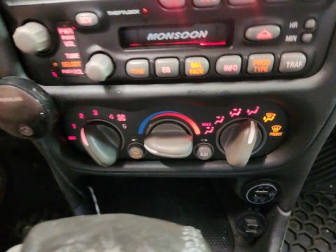 2003 Pontiac Grand Am photo