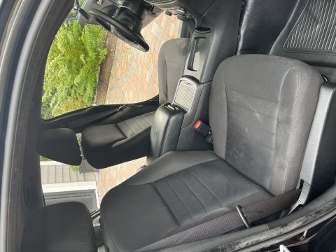 2001 Ford Crown Victoria