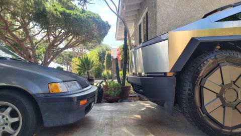 2024 Tesla Cybertruck photo