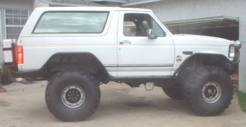1995 Ford Bronco - Zilla 4/03