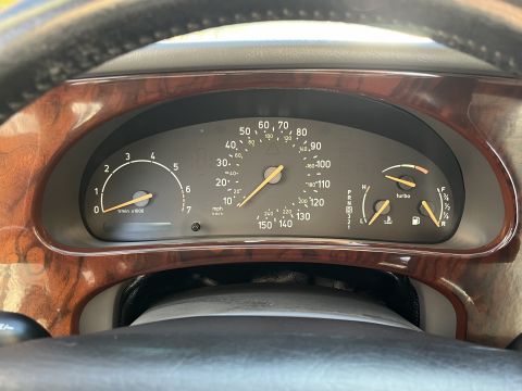 2001 Ford Crown Victoria